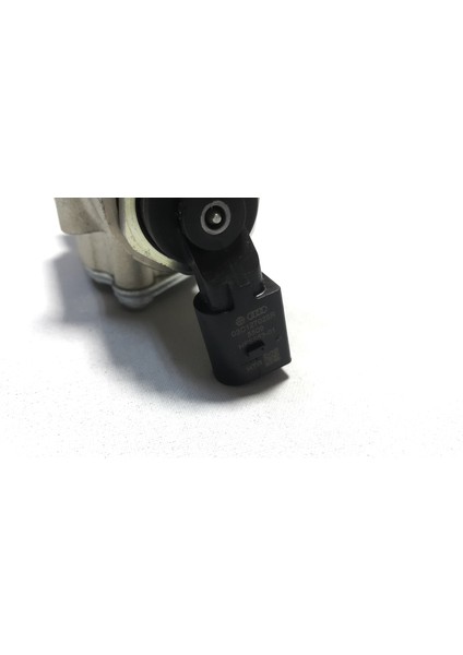 Audi A3 8p 2003-2008 1.6 Fsi Yüksek Basınç Pompası Oem fırsatları