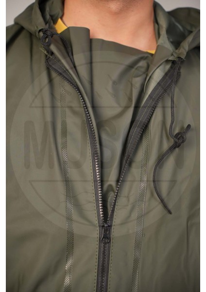 Su Geçirmez Yeşil Boy Tulum Yağmurluk – Fermuarlı Kapüşonlu Çizme Entegreli Tek Parça Koruyucu Giysi – Balıkçılık, Tarım, Inşaat ve Yağmurlu Havalarda Dış Mekan Kullanımına Uygun fiyatları