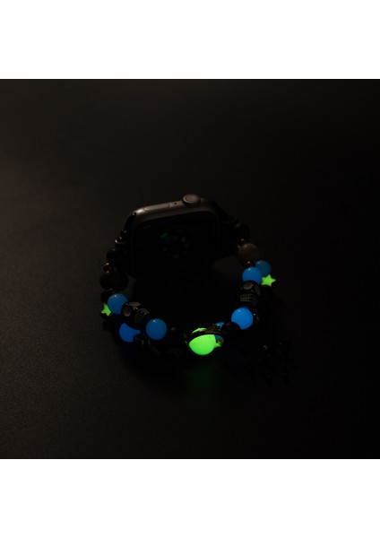 Apple Watch Series 10 Ultra 9 8 7 Se 6 5 4 3 2 1 46MM 49MM 45MM 44MM 42MM Için Örümcekli Kolye Ucuyla Parlayan Kayış - Mavi Işık + Siyah (Yurt Dışından) indirimleri