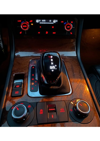 Skoda Superb 3V 2015-2022 Işıklı Otomatik Vites Topuzu Dsg indirimleri