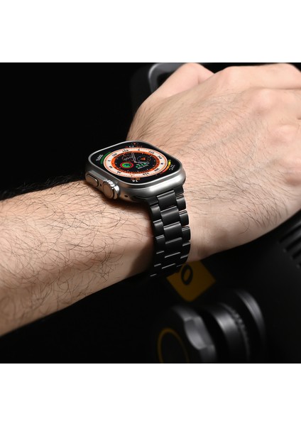 Apple Watch 10 46MM/ULTRA 2/ultra 49MM/9 8 7 45MM/SE (2023) Se (2022) Se 6 5 4 44MM/3 2 1 42MM 3 Boncuklu Titanyum Alaşımlı Saat Kayışı - Gümüş (Yurt Dışından) modelleri