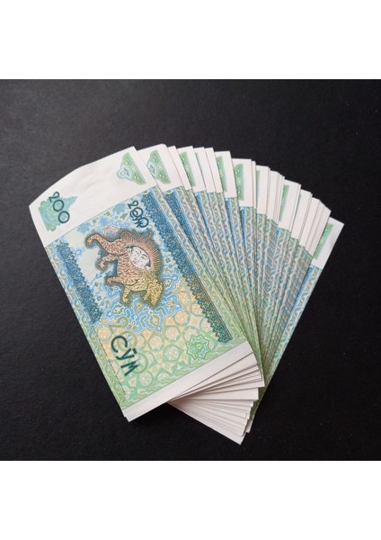 3996368F5774087535 1997 Özbekistan 200SOM Çil 100ADET 1 Deste Eski Kağıt Para fırsatları