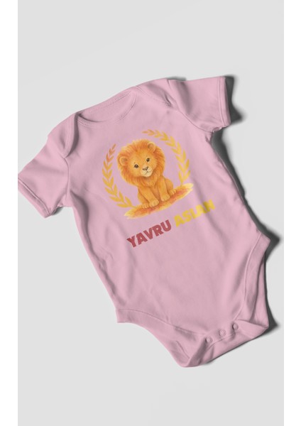 Yavru Aslan Baskılı Bebek Zıbını – Çıtçıtlı Body 8 Renk | %100 Pamuk Kısa Kol modelleri