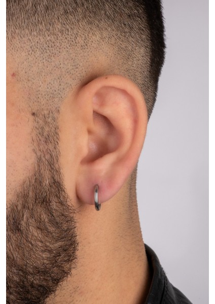 Delikli Trend Orta Boy Halka Küpe Erkek Çelik Küpe 2 Adet modelleri
