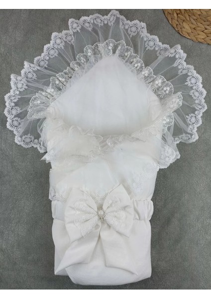 Yenidoğan Bambu Taç Nakışlı Delüks Kundak Bebek Battaniyesi Ekru