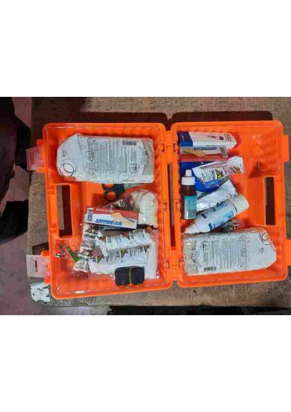 Mtxdpn Pls. Işyeri Ilkyardim Seti Ultra Lux Duvara Monte Edilebilir Hirdavat