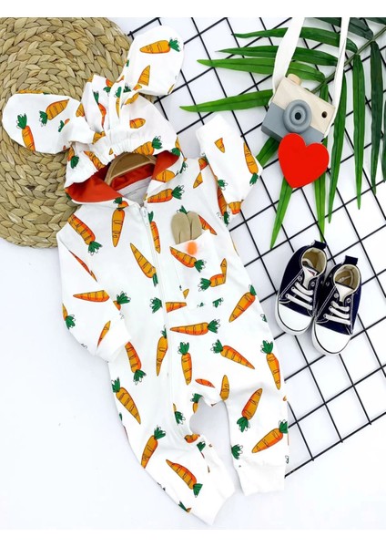 3-6-9-12 Ay Kulaklı Kapşonlu Havuç Baskılı Uzun Kollu Kız Erkek Bebek Tulumu Ekru