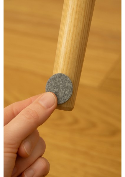 Yapışkanlı Sessiz Mobilya Masa Sandalye Parke Zemin Ayak Koruyucu Keçe Seti 20 mm (100'LÜ Paket) indirimleri