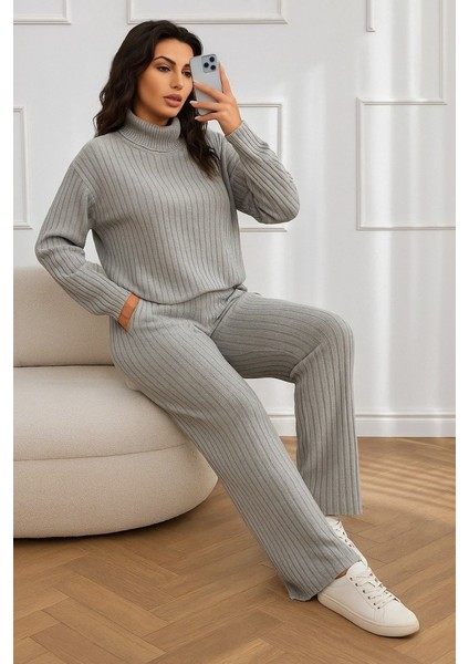 Kadın Uzun Kollu Balıkçı Yaka Şardonlu Bluz ve Pantolon Ikili Takım modelleri