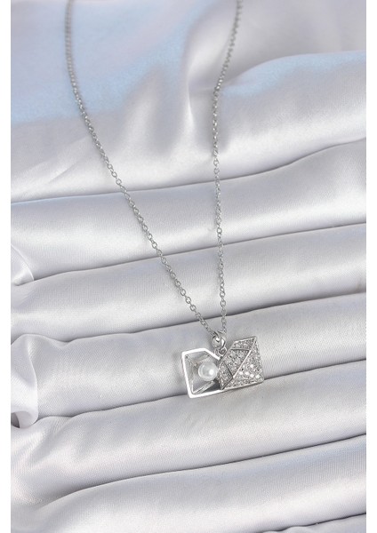 316L Çelik Gümüş Renk Zincir Zirkon Taşlı Incili Açılır Elmas Model Kadın Kolye fiyatları