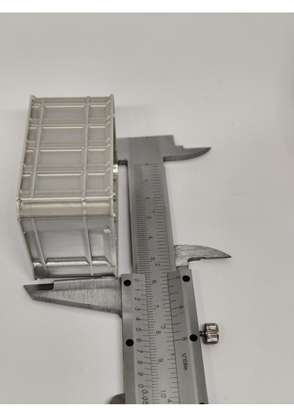 Bee3D Bee 3D 4 adet Kapaklı Mini Saklama kabı farklı renklerde 4 adet mini sandık Hobi saklama kabı