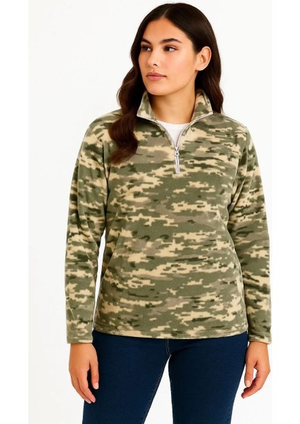 Kadın Yarım Fermuarlı Desenli Polar Sweat – Haki Kamuflaj Yakalı, Uzun Kollu, Oversize Rahat Kalıp - Haki