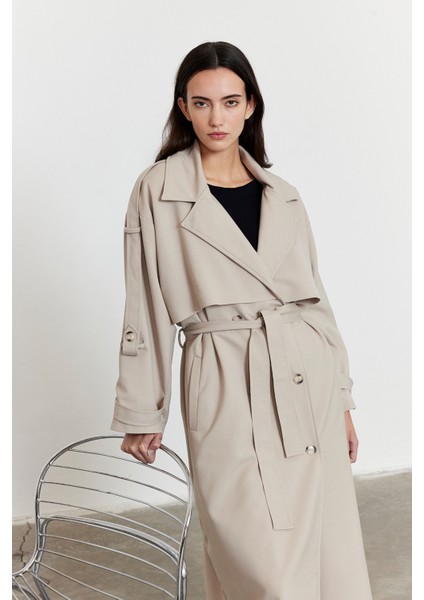 Kol Apoletli Rüzgarlıklı Oversize Trençkot Bej