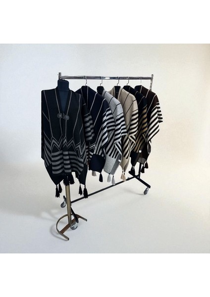 Akmoda Kalın Kışlık Triko Uzun Panço