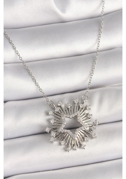 316L Çelik Gümüş Renk Zirkon Taşlı Yıldız Model Kadın Kolye