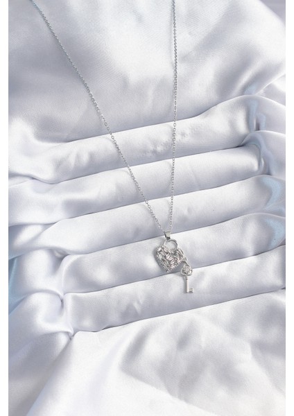 316L Çelik Zincir Gümüş Renk Zirkon Taşlı Kalp & Anahtar Model Kadın Kolye fiyatları