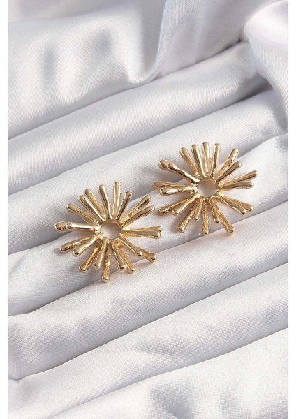 316L Çelik Gümüş Renk Zincir Göz Işlemeli Madalyon Model Kadın Kolye fiyatları