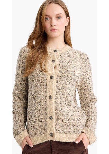 Regular Fit Bisiklet Yaka Düğmeli Triko Hırka D7671AX25WN modelleri