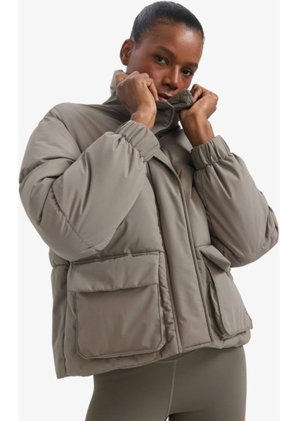 Su İtici Oversize Fit Geniş Kalıp Dik Yaka Fermuarlı Çıtçıtlı Cepli Şişme Mont E9266AX25WN fırsatları