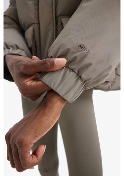 Su İtici Oversize Fit Geniş Kalıp Dik Yaka Fermuarlı Çıtçıtlı Cepli Şişme Mont E9266AX25WN