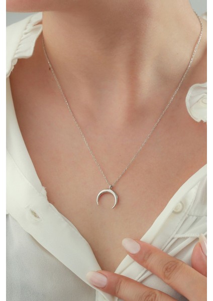 925 Ayar Gümüş Hilal Kolye