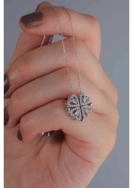 925 Ayar Gold Gümüş Açılan Kalpli Yonca Kolye