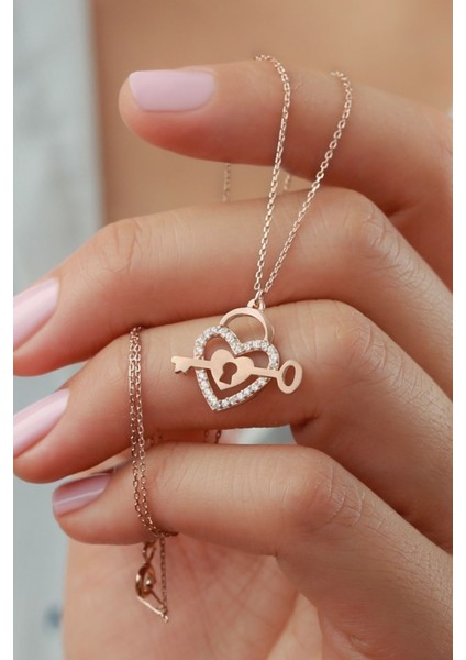 925 Ayar Gümüş Kalbimin Anahtarı Kolye