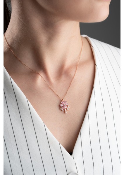 925 Ayar Gümüş Taşlı Lotus Çiçeği Kolye