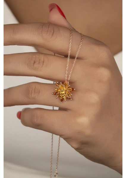 925 Ayar Gümüş 4 Katman Turuncu Lotus Çiçeği Kolye modelleri