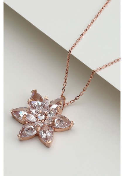 925 Ayar Gümüş Lotus Kolye