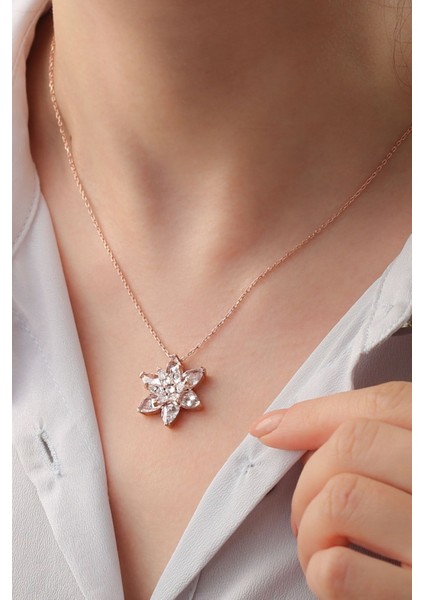 925 Ayar Gümüş Lotus Kolye modelleri