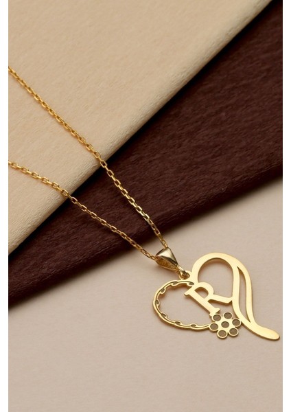 925 Ayar Gümüş Kişiye Özel Harfli Kalp Detaylı Papatya Kolye modelleri