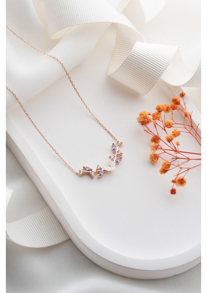 925 Ayar Gümüş Sedefli Çiçek Kolye