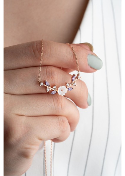 925 Ayar Gümüş Sedefli Çiçek Kolye fiyatları