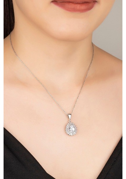 925 Ayar Gümüş Damla Baget Taşlı Kolye