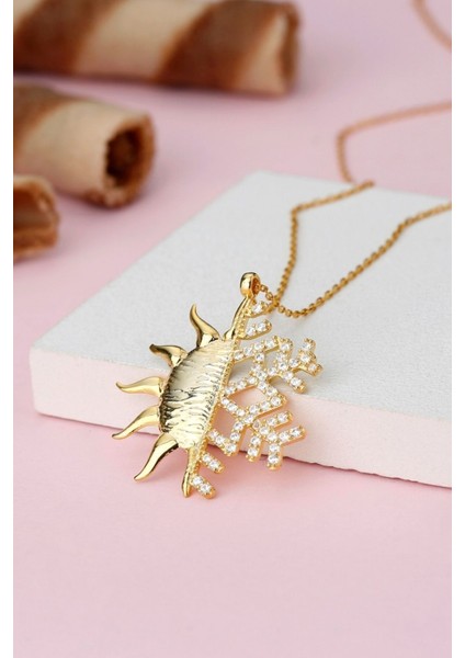 925 Ayar Gümüş Gold Güneşli Kartanesi Kolye