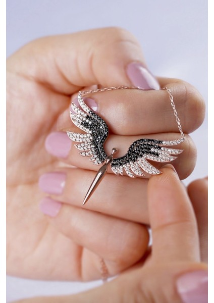 925 Ayar Gümüş Siyah Beyaz Kanat Melek Kolye fiyatları