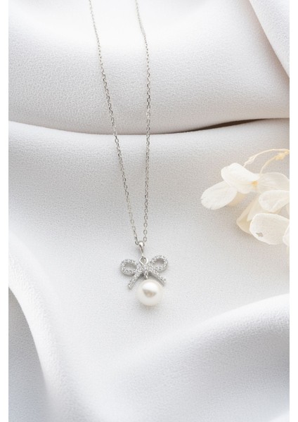 925 Ayar Gümüş Fiyonklu Inci Kolye