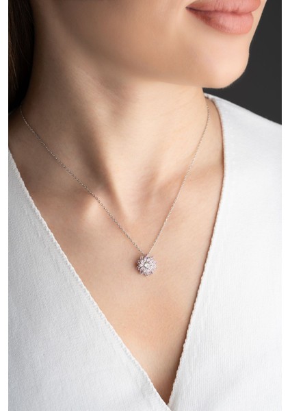 925 Ayar Gümüş Pembe Lotus Çiçeği Kolye fırsatları