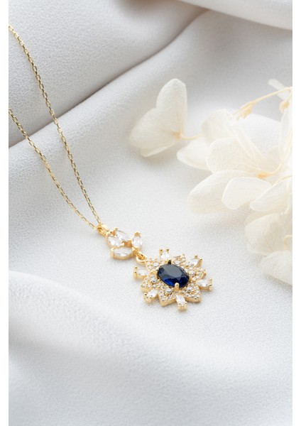 925 Ayar Gümüş Elmas Montür Zirkon Taşlı Kolye fırsatları