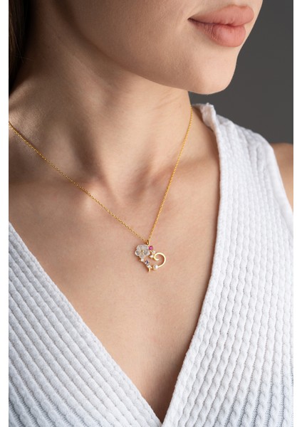 925 Ayar Gümüş Sedef Çiçekli Kalp Kolye fırsatları