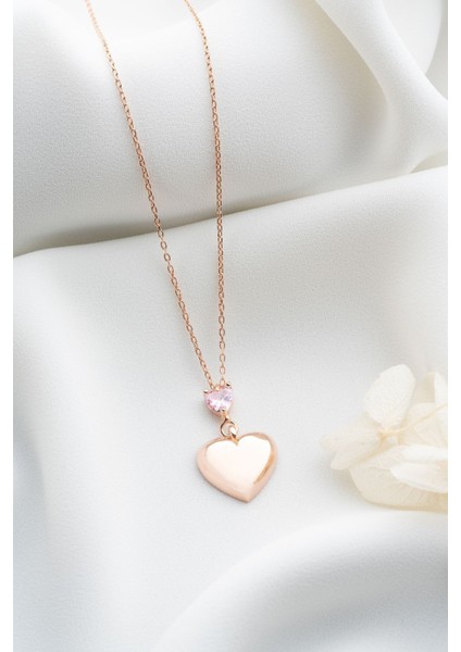 925 Ayar Gümüş Tektaşlı Kalp Kolye