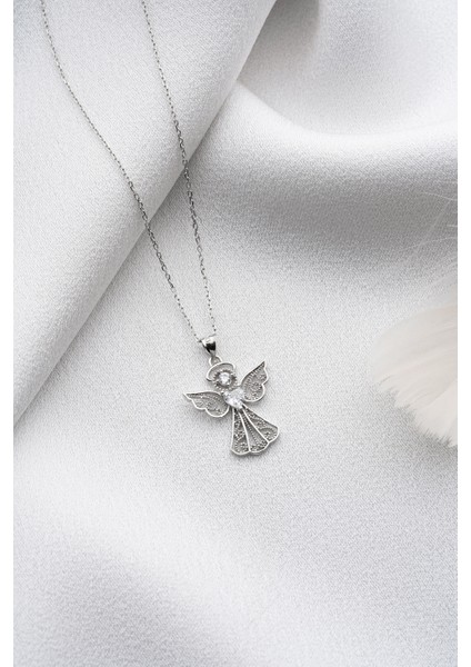 925 Ayar Gümüş Kalp Tektaş Melek Kolye