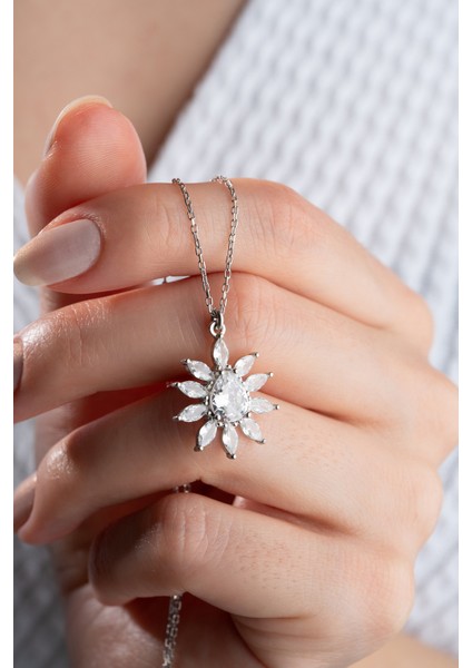 925 Ayar Gümüş Elmas Montür Damla Model Kolye fiyatları