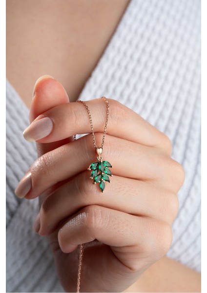 925 Ayar Gümüş Zümrüt Yeşili Yaprak Kolye modelleri