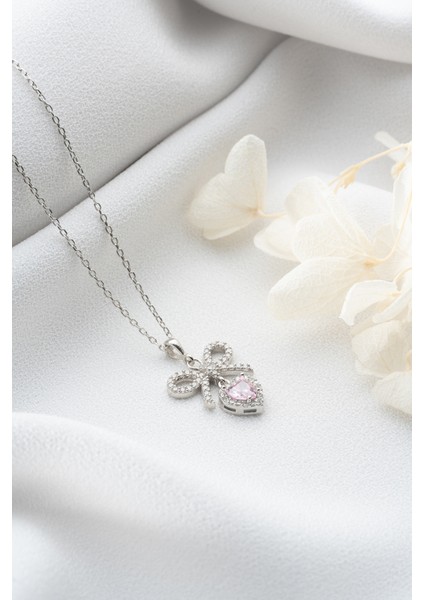 925 Ayar Gümüş Fiyonklu Kalp Kolye fırsatları