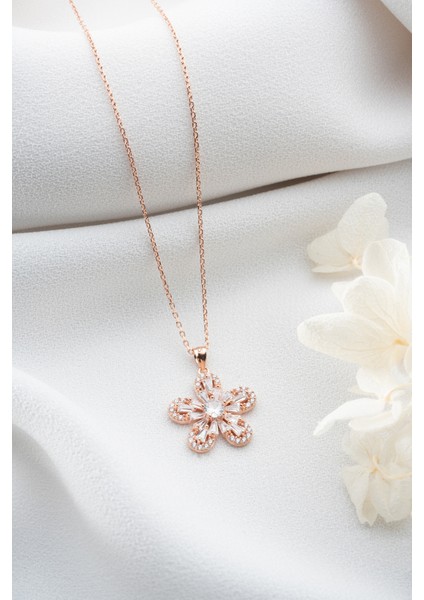 925 Ayar Gümüş Rose Baget Taşlı Çiçek Kolye modelleri