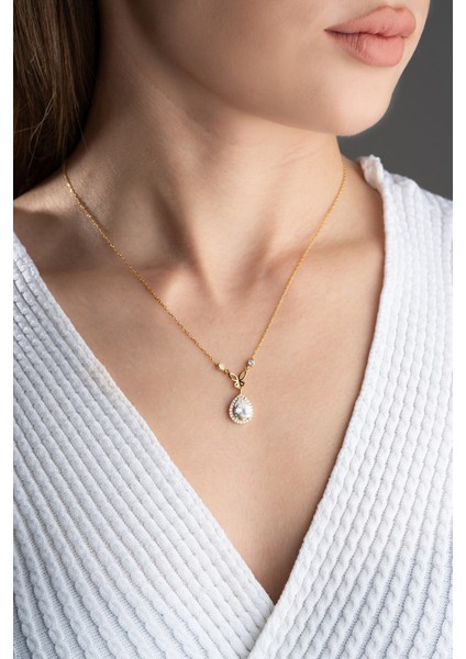 925 Ayar Gümüş Gold Damla Taş Kelebekli Kolye