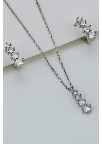 925 Ayar Gümüş Pırlanta Model Kolye Küpe Seti