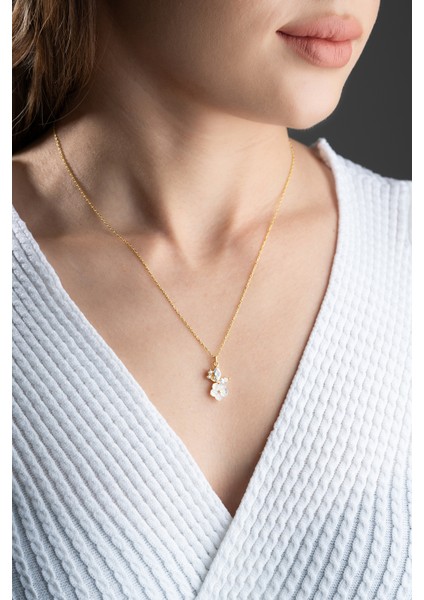 925 Ayar Gümüş Gold Minik Sedefli Çiçek Kolye